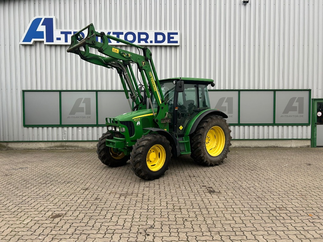 John Deere 5070M - Tractor