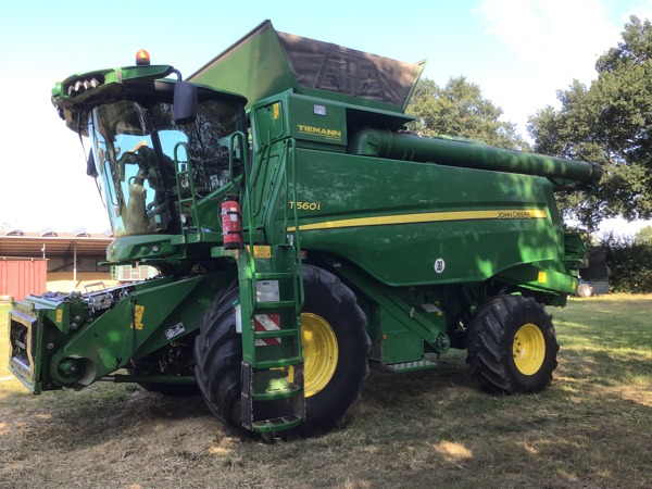 John Deere T560 + 725 Premium Flow - Mähdrescher