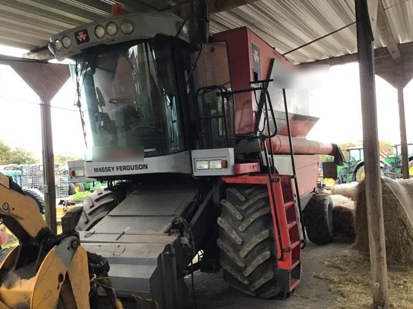 Massey Ferguson 7256 H - Mähdrescher