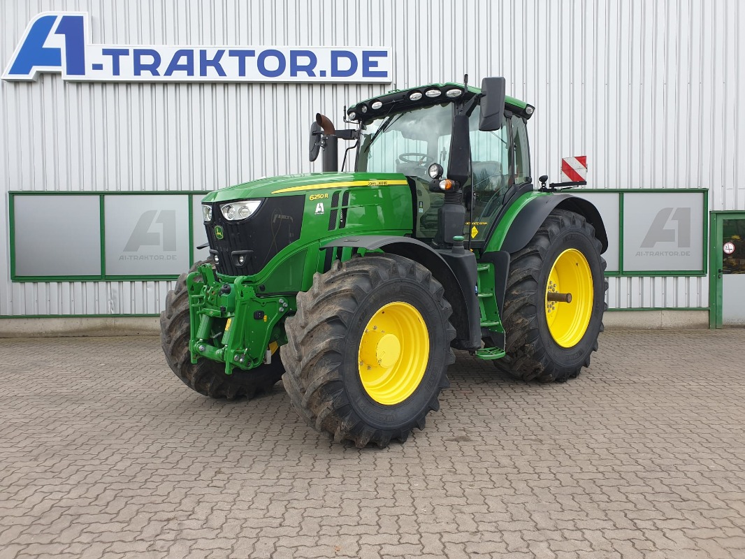 John Deere 6250R - Трактор