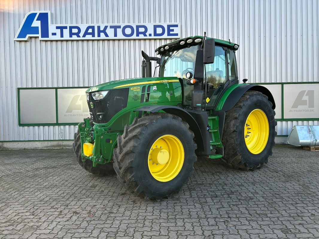 John Deere 6250R - Traktor